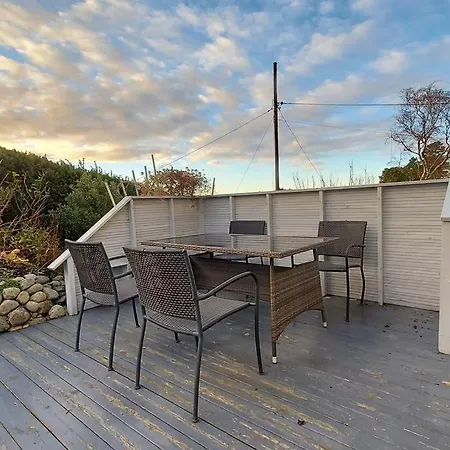 Large In Sola Tananger