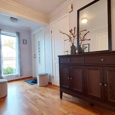 Large In Sola بيت للعطل Tananger