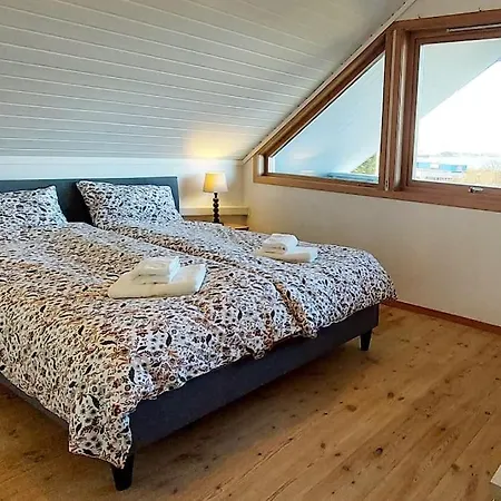 بيت للعطل Large In Sola Tananger